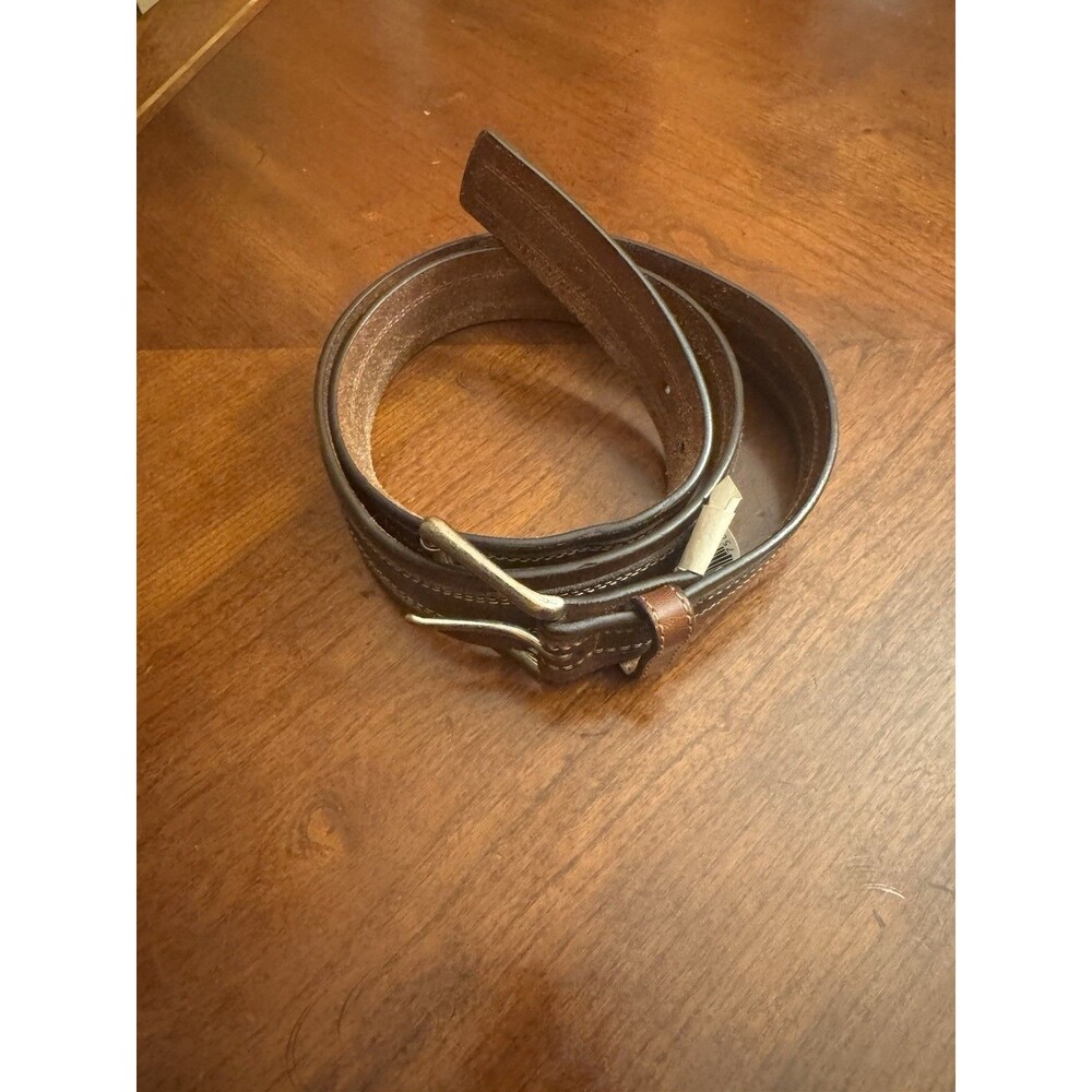 JOHNSTON MURPHY BROWN LEATHER WIDTH 1.25" AND   40" LONG
